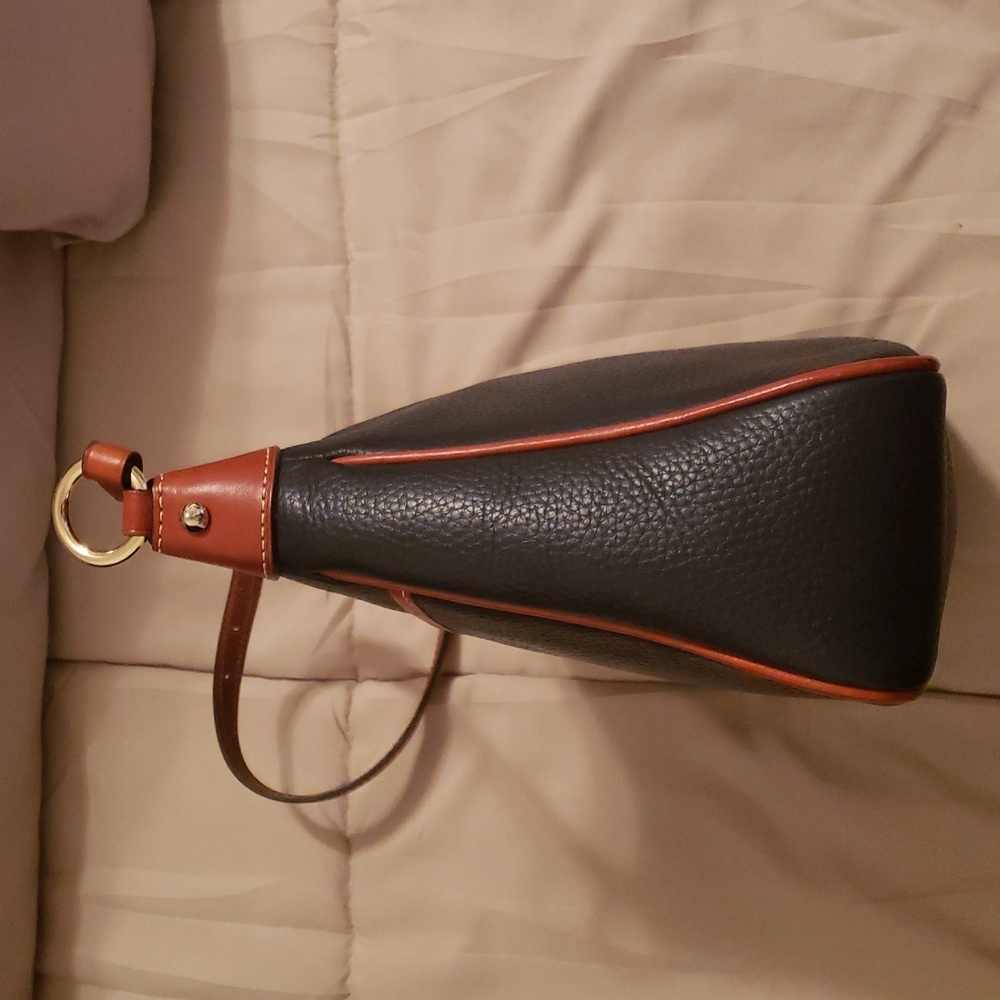 Dooney and Bourke Pebbled Leather Hobo Shoulder Bag Dark Navy Blue - Picture 4 of 9